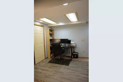 7202 E Valley Ridge Drive, Madison, WI 53719 - Photo 47