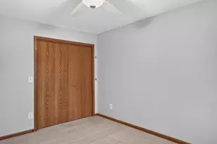 80 Johnson Ave, Oshkosh, WI 54902 - Photo 31