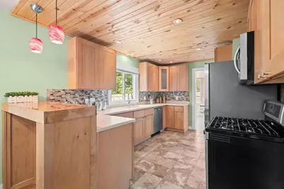 4210 Sunnyside Crescent, Madison, WI 53704 - Photo 15