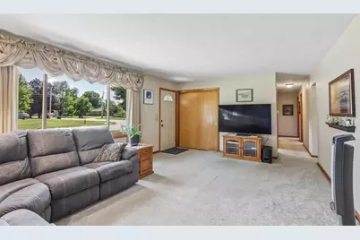 1005 N Sumac Drive, Janesville, WI 53545 - Photo 7