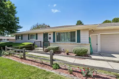 1005 N Sumac Drive, Janesville, WI 53545 - Photo 5