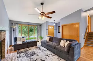 5117 Leanne Ln, Mcfarland, WI 53558 - Photo 9