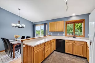 5117 Leanne Ln, Mcfarland, WI 53558 - Photo 17