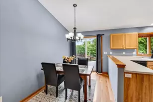 5117 Leanne Ln, Mcfarland, WI 53558 - Photo 13