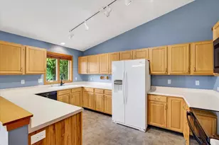 5117 Leanne Ln, Mcfarland, WI 53558 - Photo 15