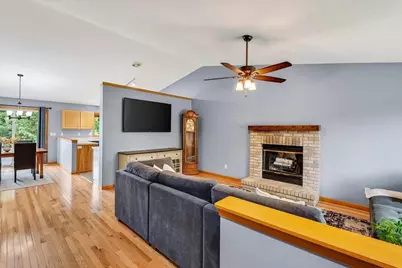5117 Leanne Lane, Mcfarland, WI 53558 - Photo 5