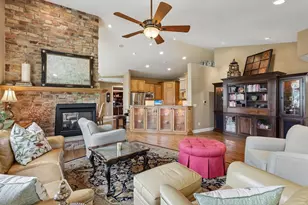 1616 Bellewood Dr, Waunakee, WI 53597 - Photo 9