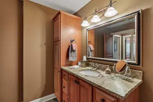 1616 Bellewood Dr, Waunakee, WI 53597 - Photo 53