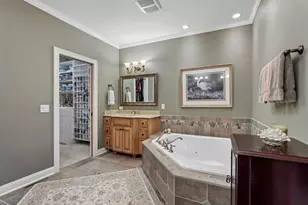 1616 Bellewood Dr, Waunakee, WI 53597 - Photo 25