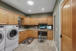 1616 Bellewood Dr, Waunakee, WI 53597 - Photo 29