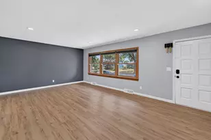3106 Todd Dr, Madison, WI 53713 - Photo 3