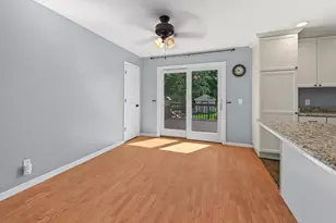 311 Maple Dr, Mount Horeb, WI 53572 - Photo 7