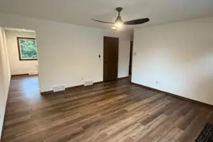 5802 Sauk Ln, Mcfarland, WI 53558 - Photo 5