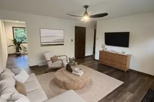 5802 Sauk Ln, Mcfarland, WI 53558 - Photo 5
