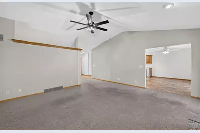 5701 N Ridge View Drive, Janesville, WI 53548 - Photo 7