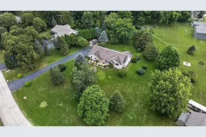 5701 N Ridge View Drive, Janesville, WI 53548 - Photo 1
