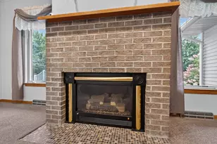5701 N Ridge View Dr, Janesville, WI 53548 - Photo 5