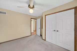 5701 N Ridge View Dr, Janesville, WI 53548 - Photo 25
