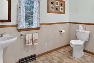 5701 N Ridge View Dr, Janesville, WI 53548 - Photo 17