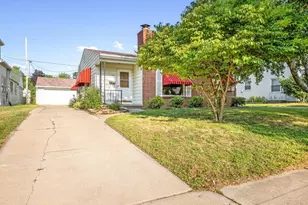 129 N 90th St, Milwaukee, WI 53226 - Photo 1