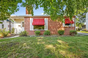 129 N 90th St, Milwaukee, WI 53226 - Photo 33