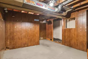 129 N 90th St, Milwaukee, WI 53226 - Photo 23