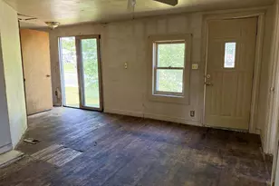 113 E North St, DeForest, WI 53532 - Photo 5