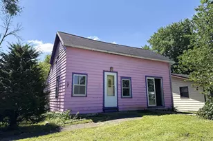 113 E North St, DeForest, WI 53532 - Photo 1