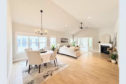 Unit 16 Timberlane Circle, DeForest, WI 53532 - Photo 13