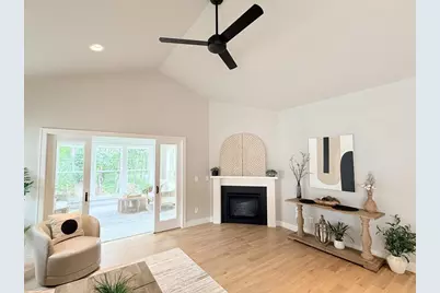 Unit 16 Timberlane Circle, DeForest, WI 53532 - Photo 5