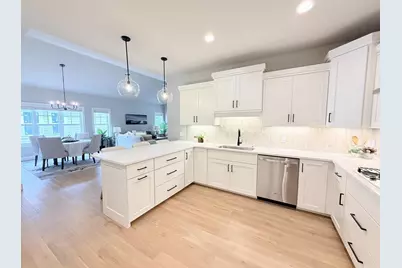 Unit 16 Timberlane Circle, DeForest, WI 53532 - Photo 7
