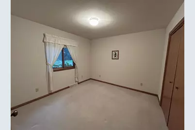10608 N Hillside Row, Edgerton, WI 53534 - Photo 11