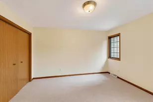 5009 Sycamore Ave, Madison, WI 53704 - Photo 15