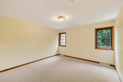 5009 Sycamore Avenue, Madison, WI 53704 - Photo 13