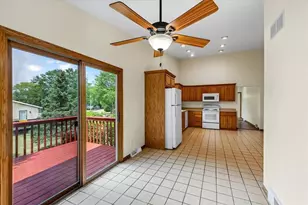 5009 Sycamore Ave, Madison, WI 53704 - Photo 11