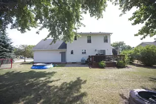 927 Lone Tree Ln, Prairie Du Sac, WI 53578 - Photo 5