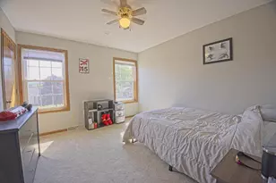 927 Lone Tree Ln, Prairie Du Sac, WI 53578 - Photo 23