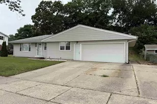 1117 N Grant Ave, Janesville, WI 53548 - Photo 1