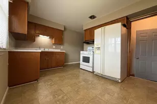 1117 N Grant Ave, Janesville, WI 53548 - Photo 5