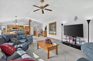 2012 Parkside Dr, Janesville, WI 53548 - Photo 19
