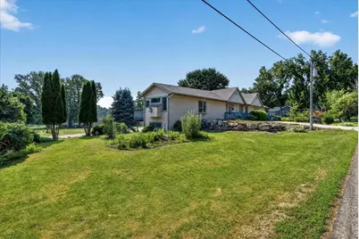 2012 Parkside Drive, Janesville, WI 53548 - Photo 7