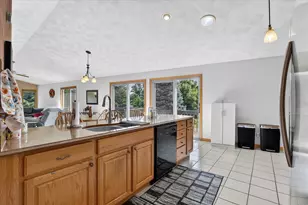 2012 Parkside Dr, Janesville, WI 53548 - Photo 9