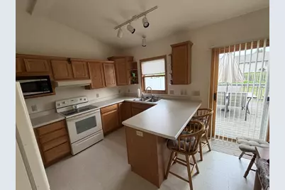 3903 Sandhill Drive, Janesville, WI 53546 - Photo 5
