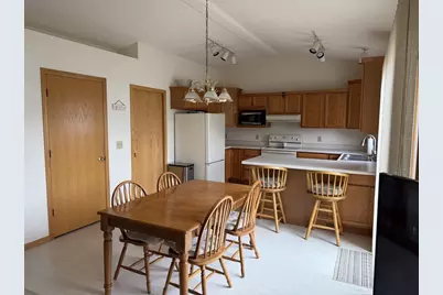 3903 Sandhill Drive, Janesville, WI 53546 - Photo 7