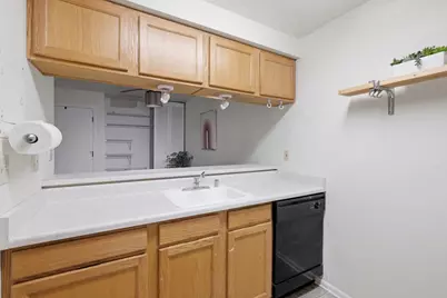 4326 Melody Lane #101, Madison, WI 53704 - Photo 7