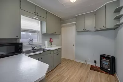4700 Shaffer Avenue, Madison, WI 53716 - Photo 9