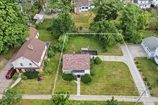 3902 Winnemac Ave, Madison, WI 53711 - Photo 1