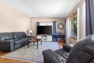 637 Butler St, De Pere, WI 54115 - Photo 11