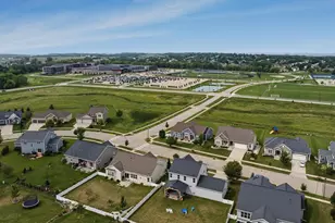 367 Crescendo Dr, Sun Prairie, WI 53590 - Photo 71