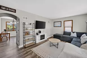 171 Jackson St, Sun Prairie, WI 53590 - Photo 3